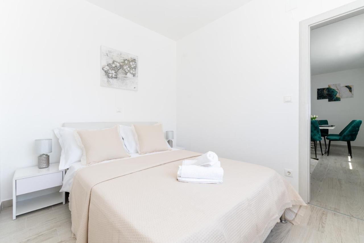 Silver Luxury Apartment Trogir Exterior foto