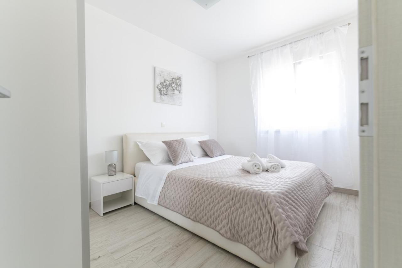 Silver Luxury Apartment Trogir Exterior foto